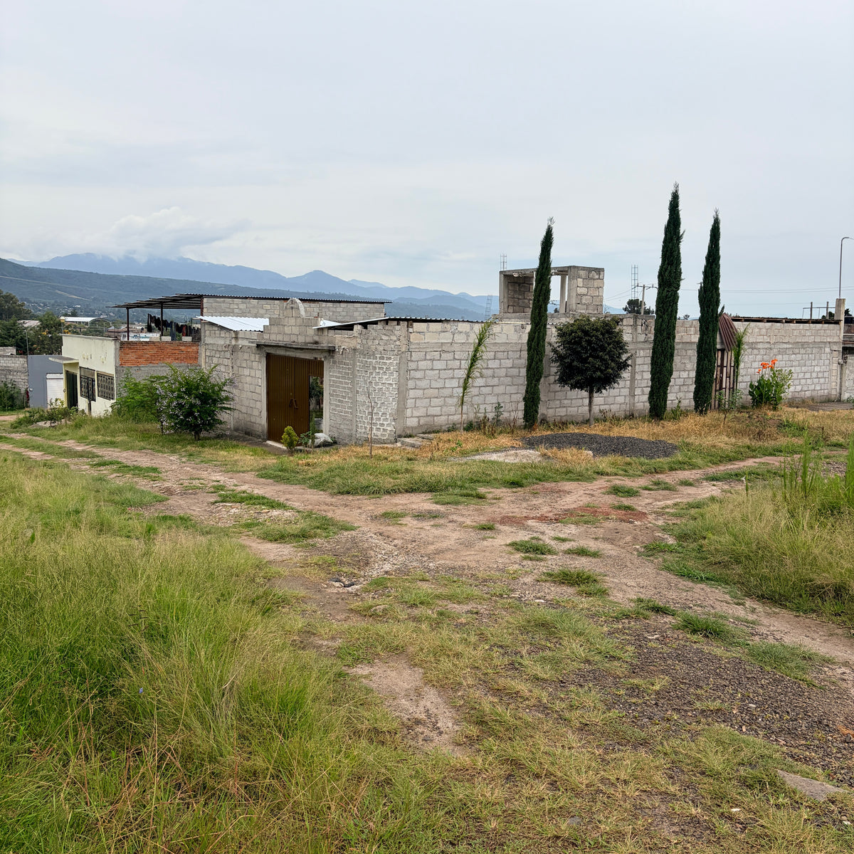 TERRENO BARDEADO EN COLONIA LOS PINOS • ZINAPÉCUARO MICHOACÁN