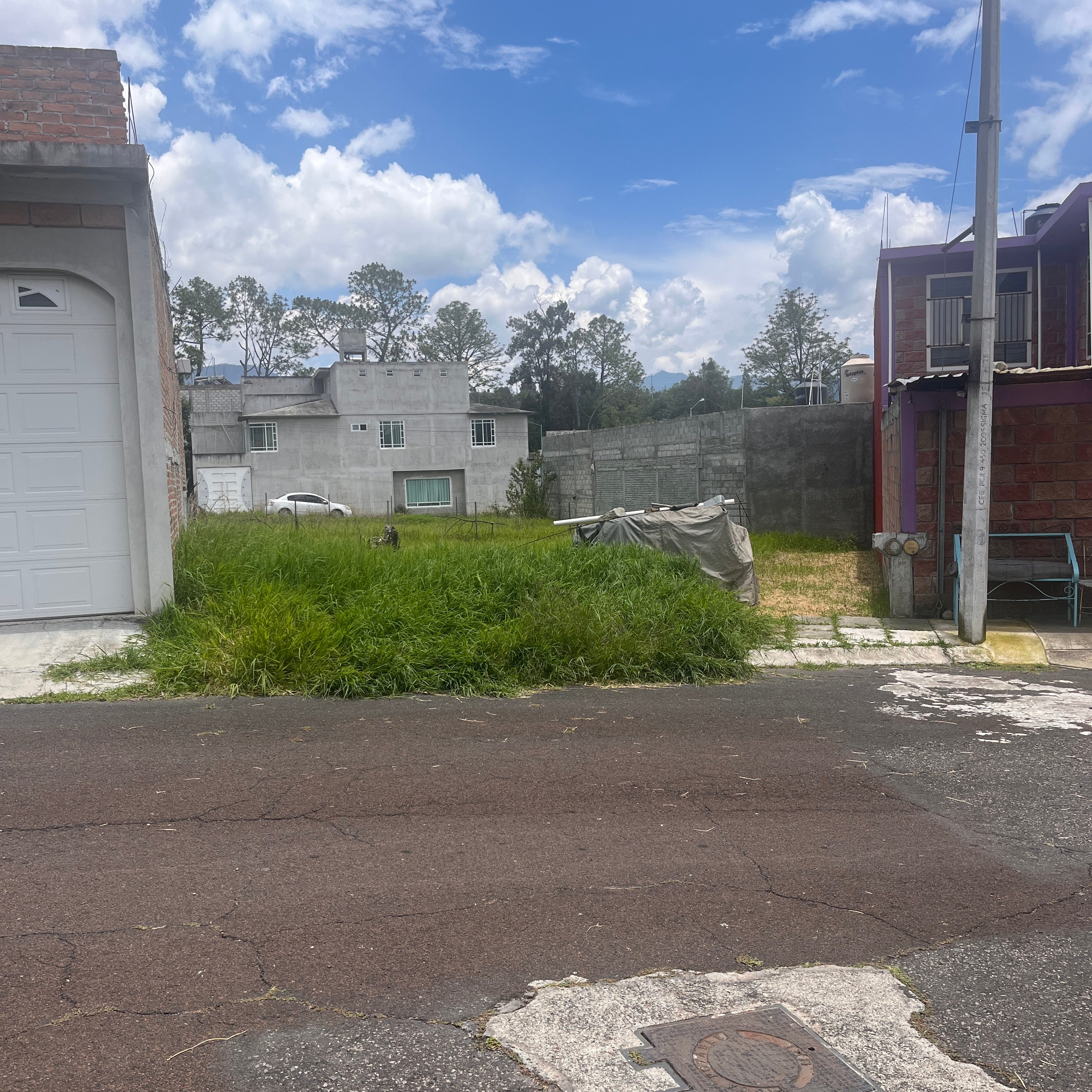 TERRENO EN FRACCIONAMIENTO HACIENDA REAL • ZINAPÉCUARO MICHOACÁN