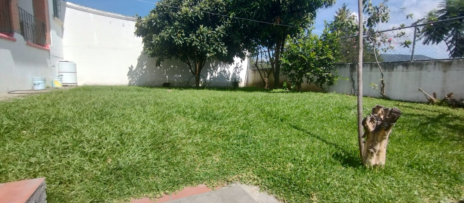 CASA EN ZINAPÉCUARO EN EL FRACCIONAMIENTO RESIDENCIAL DEL BALNEARIO ATZIMBA