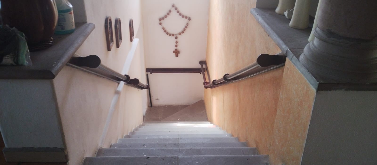 CASA EN ZINAPÉCUARO EN EL FRACCIONAMIENTO RESIDENCIAL DEL BALNEARIO ATZIMBA