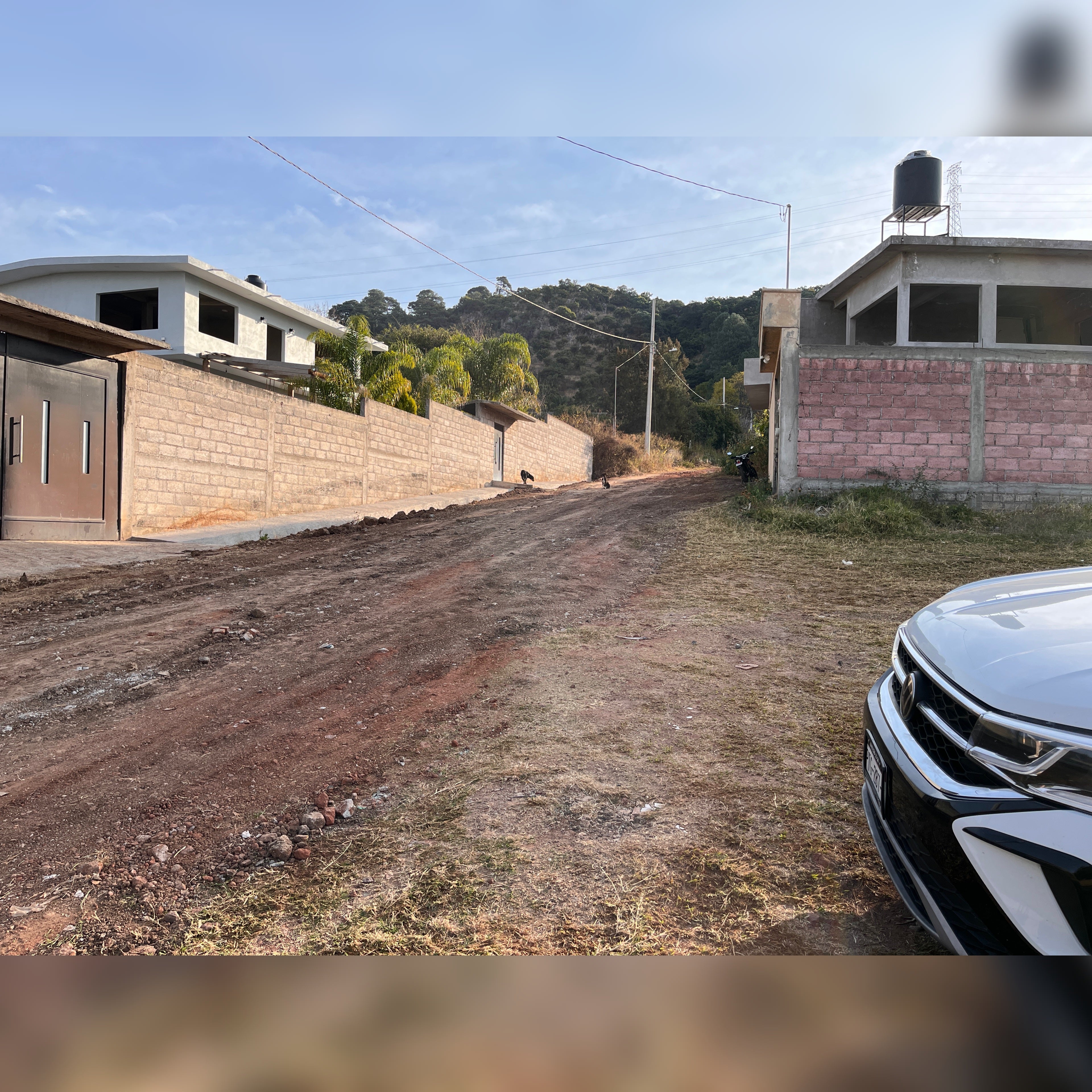TERRENO EN COLONIA LOS PINOS ZINAPÉCUARO MICHOACÁN