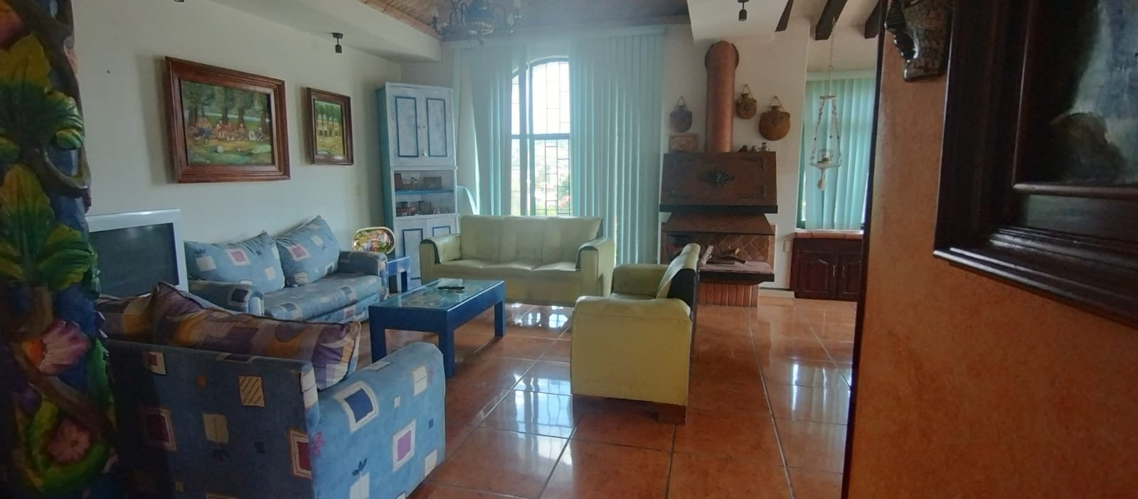 CASA EN ZINAPÉCUARO EN EL FRACCIONAMIENTO RESIDENCIAL DEL BALNEARIO ATZIMBA