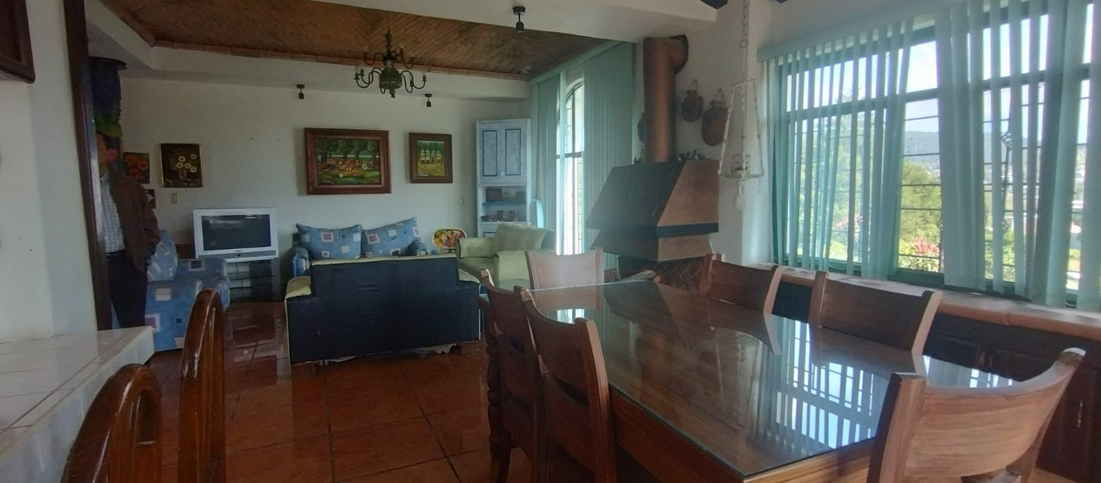 CASA EN ZINAPÉCUARO EN EL FRACCIONAMIENTO RESIDENCIAL DEL BALNEARIO ATZIMBA